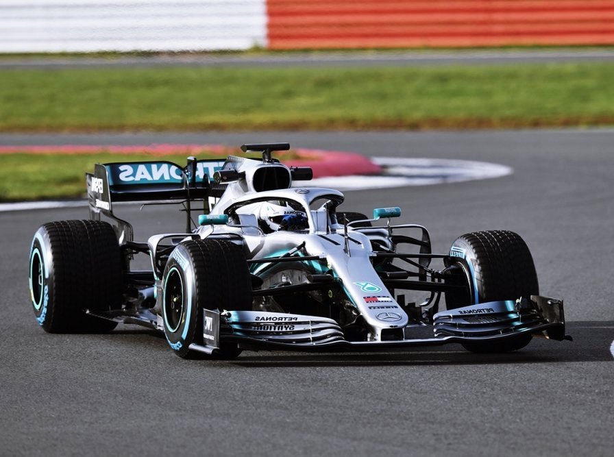 Why Mercedes-Benz AMG Formula 1 Cars Are Perfect?